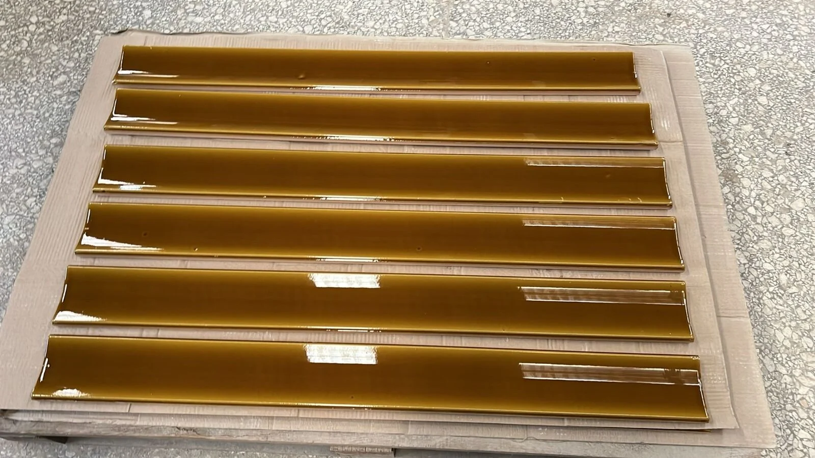 0-bar-onu-seramik-karamel